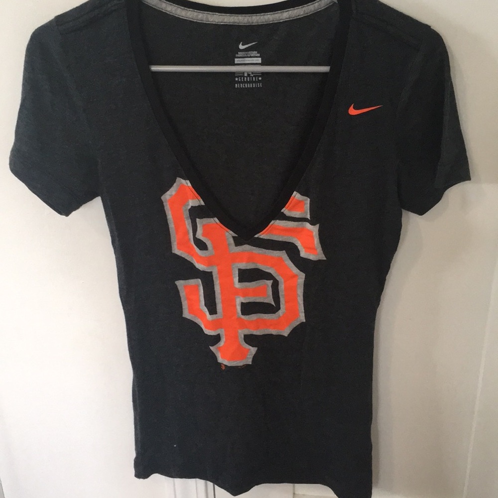 SF Giants Nike V-neck T-shirt